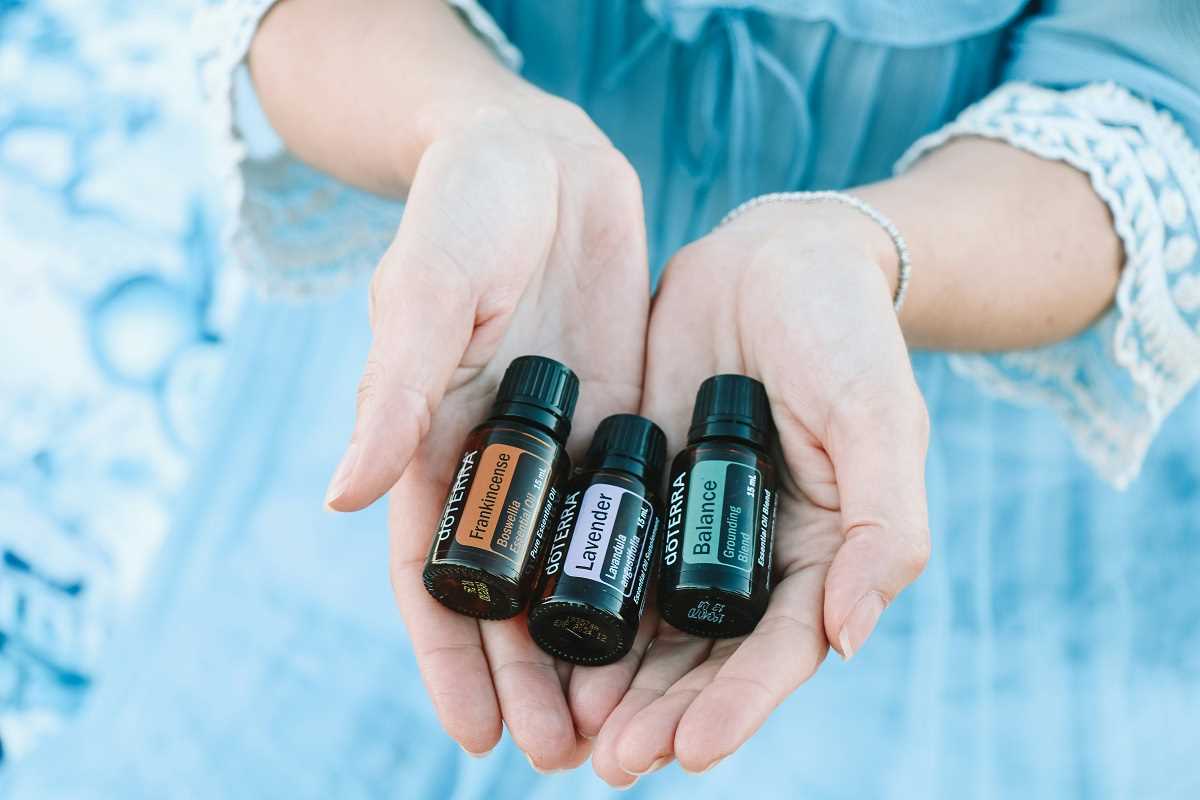 9 Essential Oils to Benefit Your Whole Family’s Well-Being